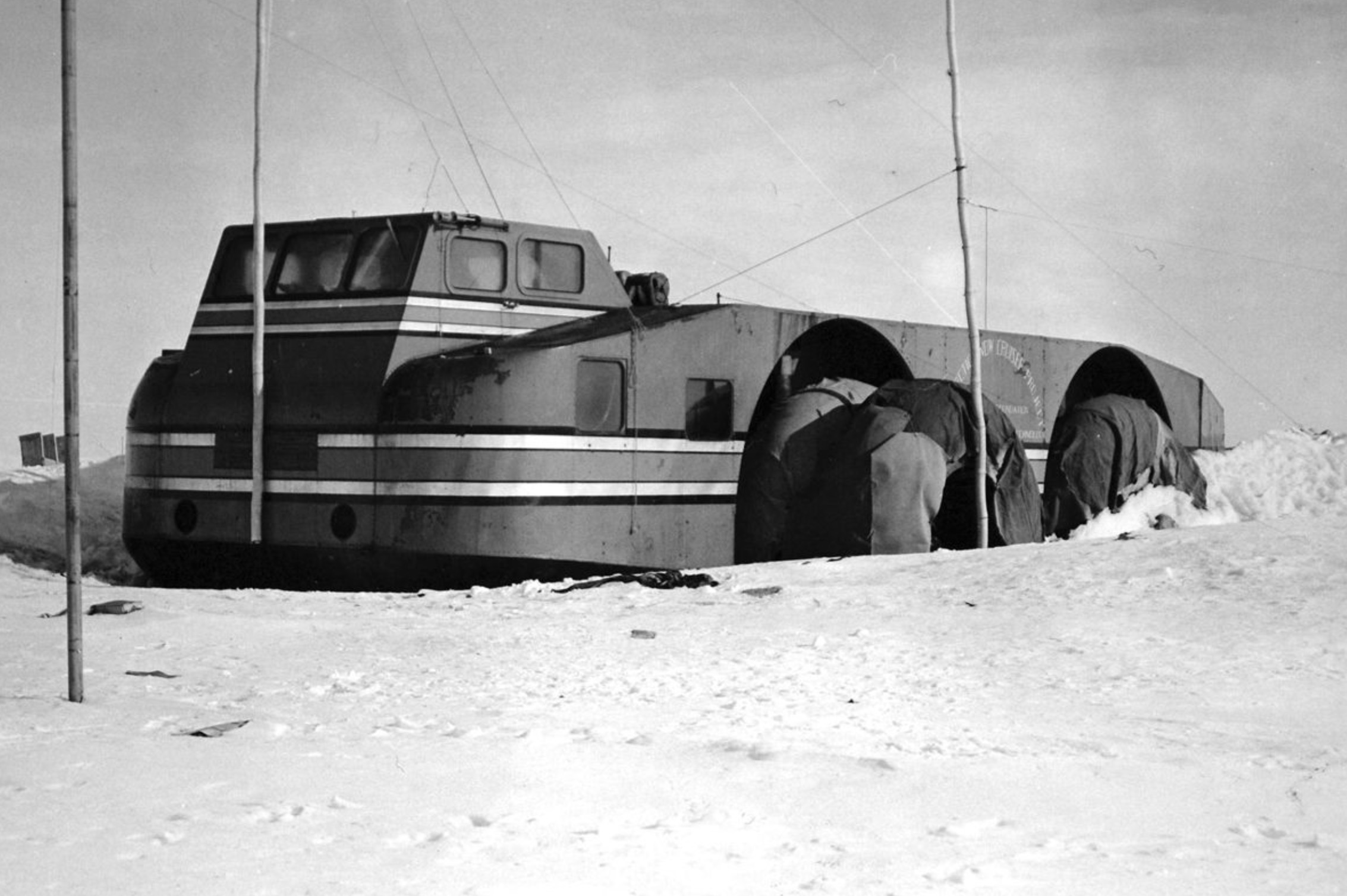 admiral byrd's snow cruiser